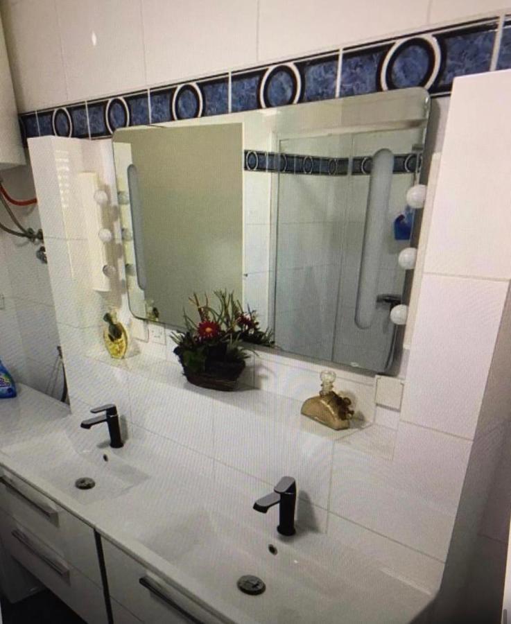 אומאג Apartments Lia-Jolie מראה חיצוני תמונה
