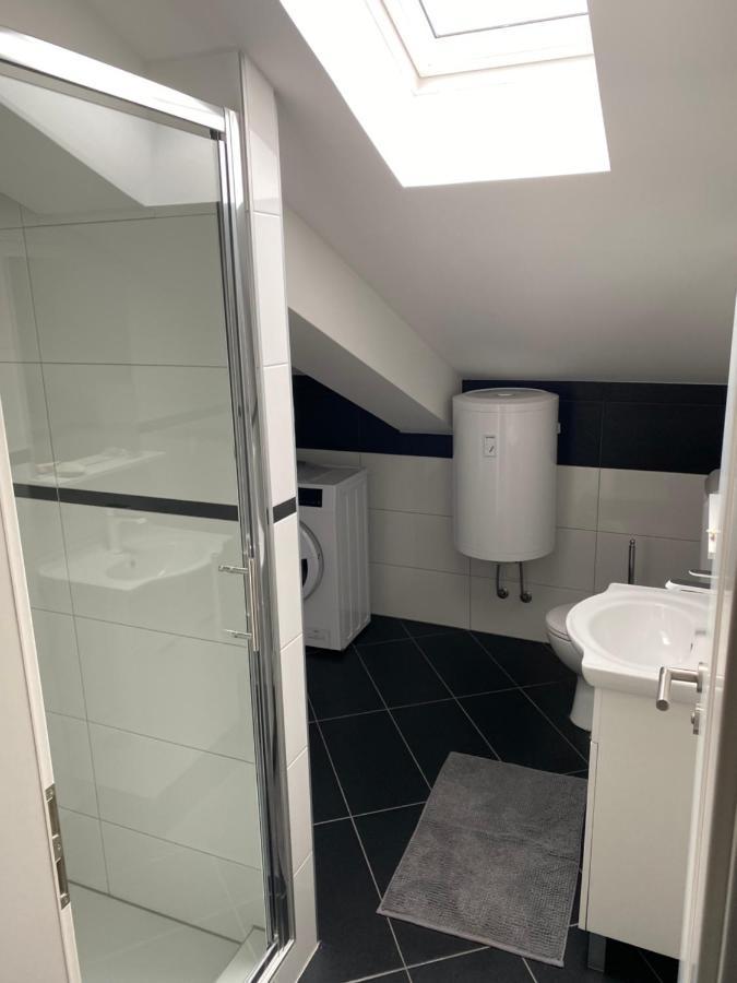 אומאג Apartments Lia-Jolie מראה חיצוני תמונה