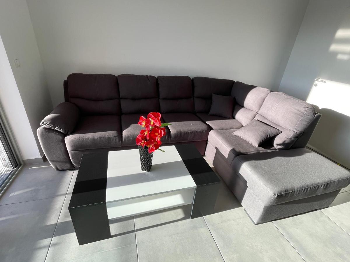 אומאג Apartments Lia-Jolie מראה חיצוני תמונה