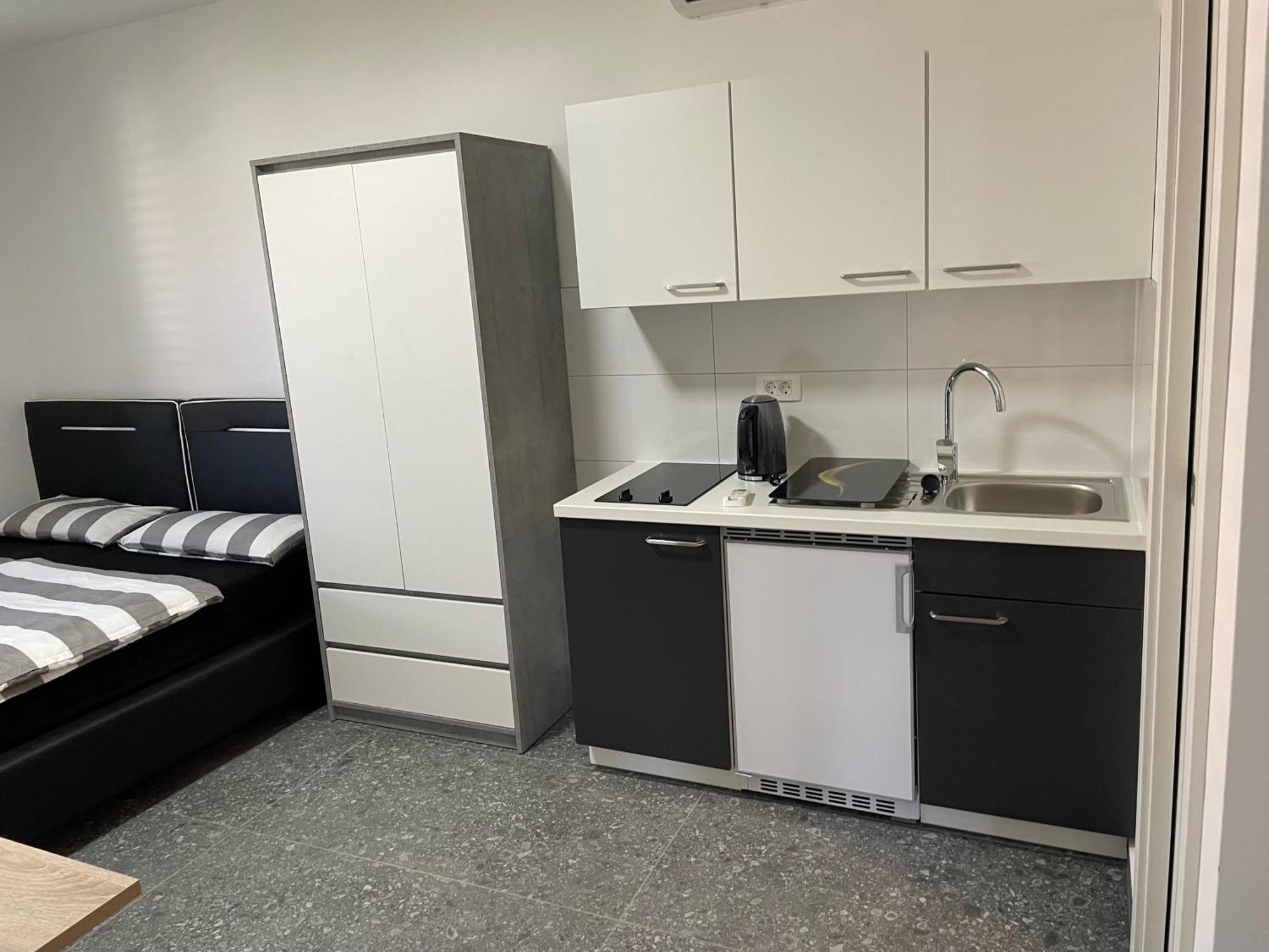אומאג Apartments Lia-Jolie מראה חיצוני תמונה